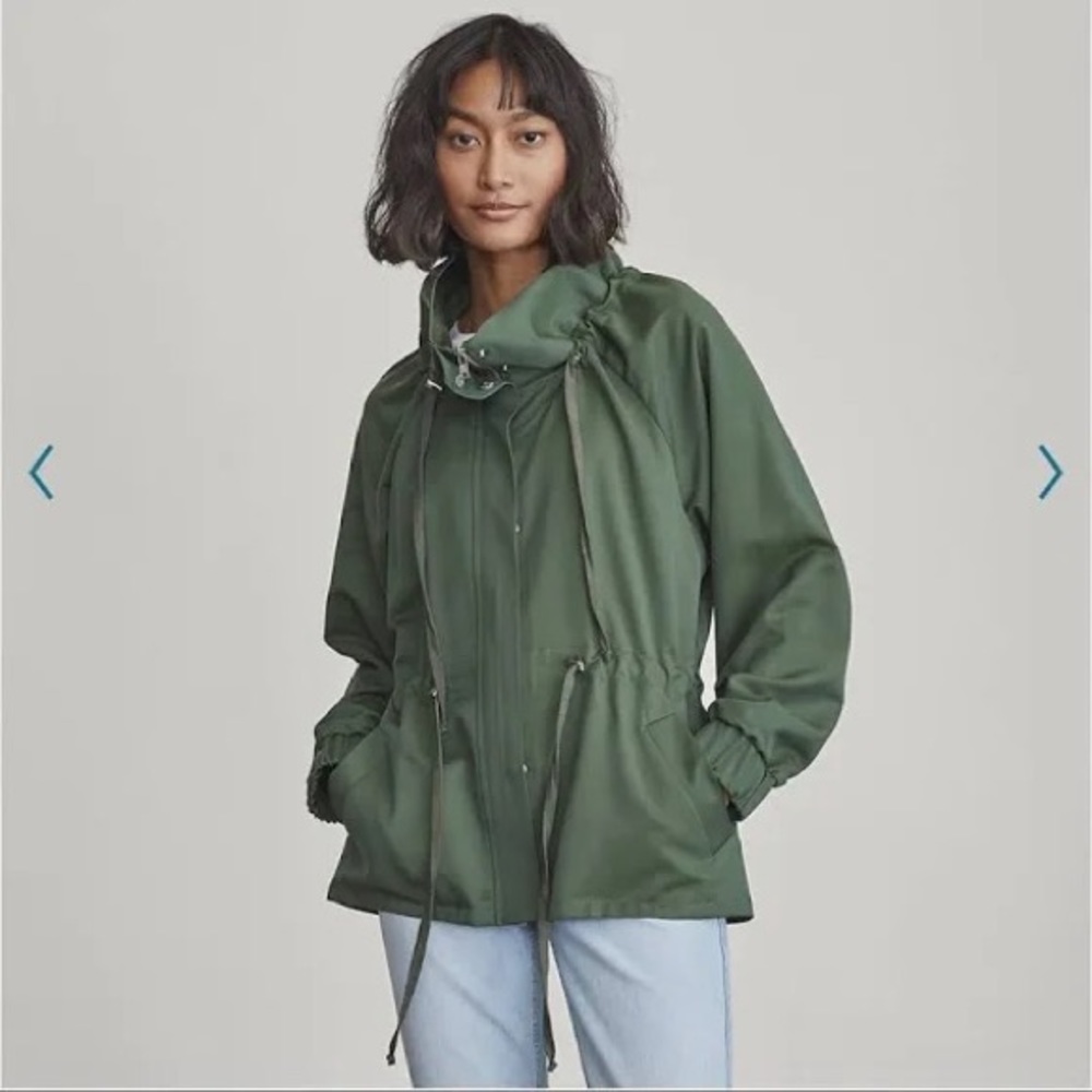 Elizabeth and James Tie- Waist Utility green jacket windbreaker large
